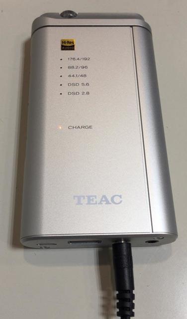 ポータブル ヘッドホン アンプ （ポタアン） TEAC HA-P5: 旦那のプチ