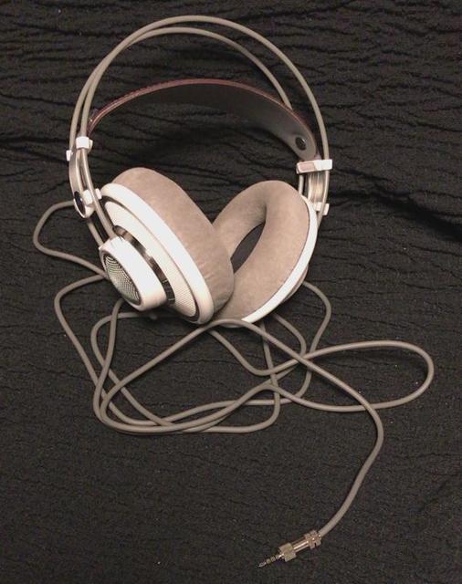 AKG K701 4.4mm端子化（木工ブログ: AKG/K701ワイヤレス化 その1）